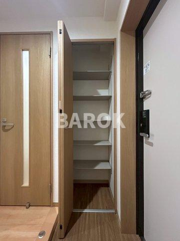 フォレストドルフ天神の玄関