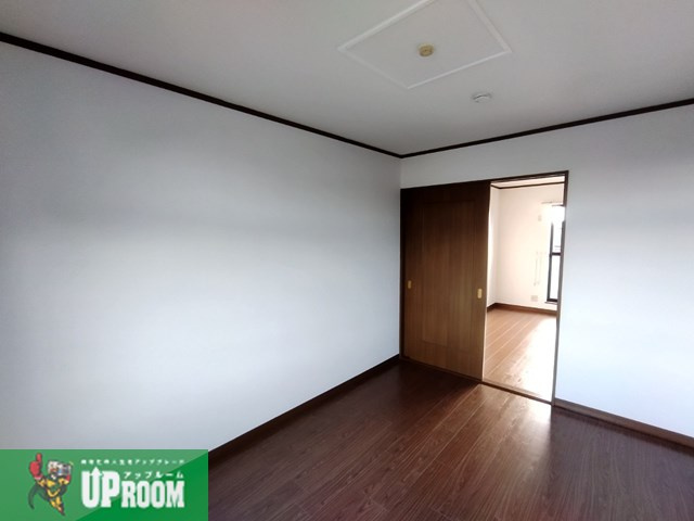 パークサイド高木Aの洋室