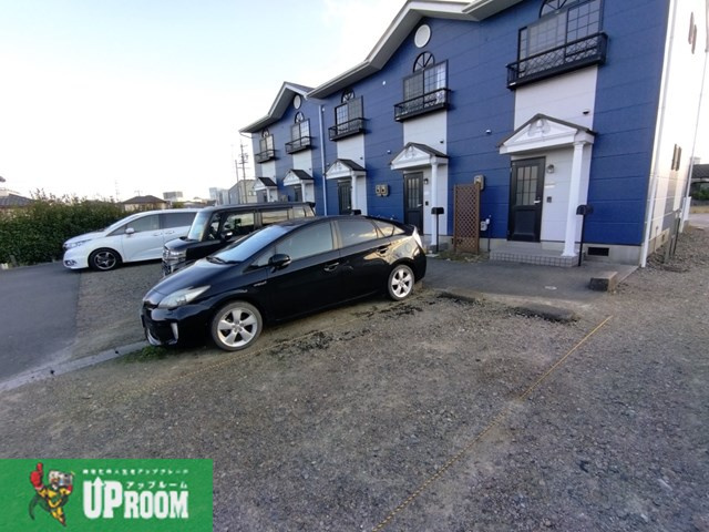 パークサイド高木Aの駐車場