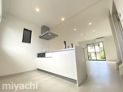 【内装】 | スクエア春日