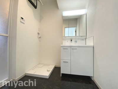 【洗面所】 | スクエア春日