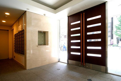 【エントランス】 | レジディア神田岩本町