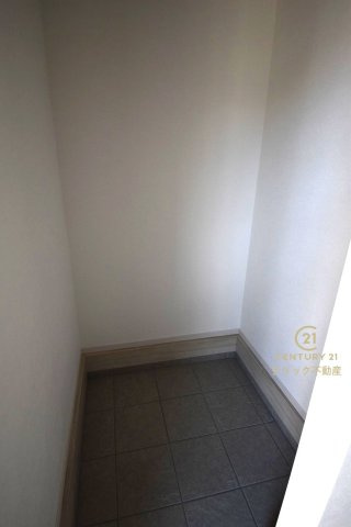 TERRACE　水戸市元吉田町　5期 　2の玄関|玄関土間収納です。アウトドア用品や防災用品等を置くのもいいですね。