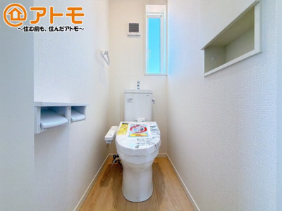【トイレ】 | 駿東郡清水町伏見第7　新築一戸建て　1号棟 | ２つトイレがあるので朝も混みあわずに使うことができます！
