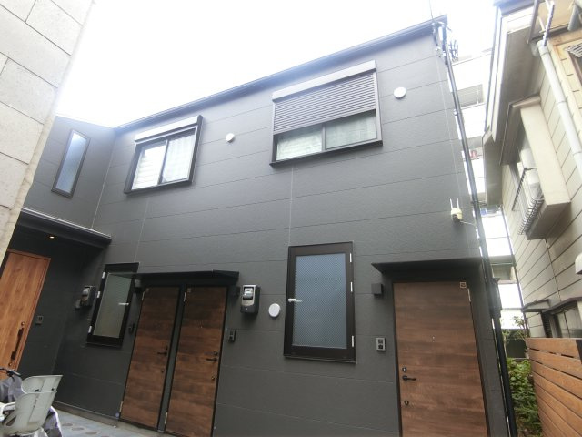 Tierra　Azulの外観|2022年完成のロフト付き2LDK♪
パントリ―　システムキッチン　全室エアコン　トイレ2ヶ所　