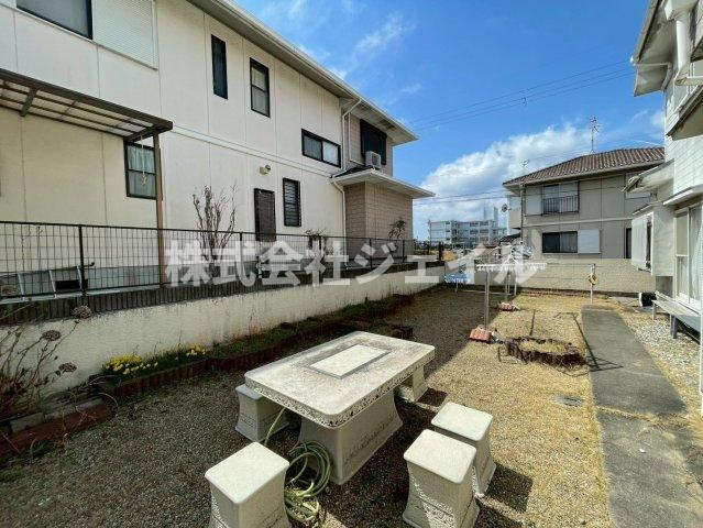 中古戸建　志染町青山の庭