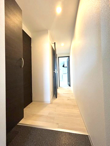 ジーメゾン明石魚住ラピスの玄関