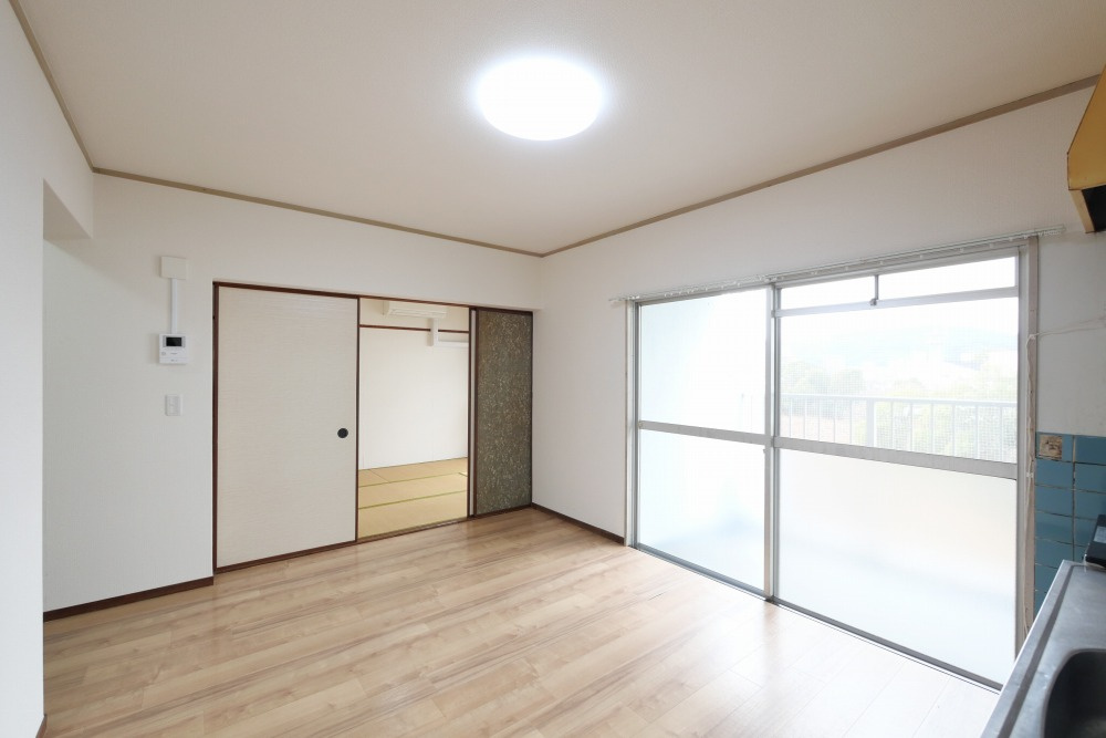 フォーサイト紫R・View terraceの居間・リビング