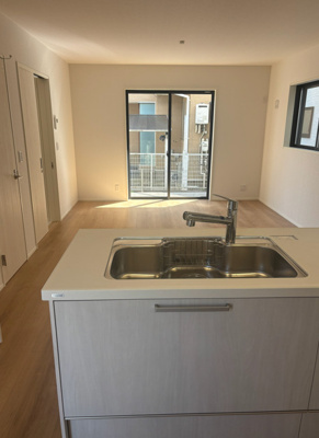 【キッチン】 | MIRASUMO今川305 | 使いやすいダイニングキッチンです