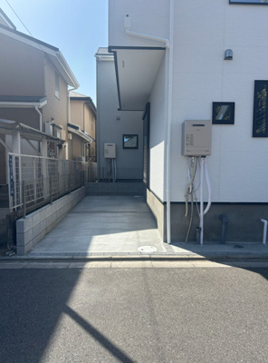 【駐車場】 | MIRASUMO今川305 | 軽自動車2台止められます。