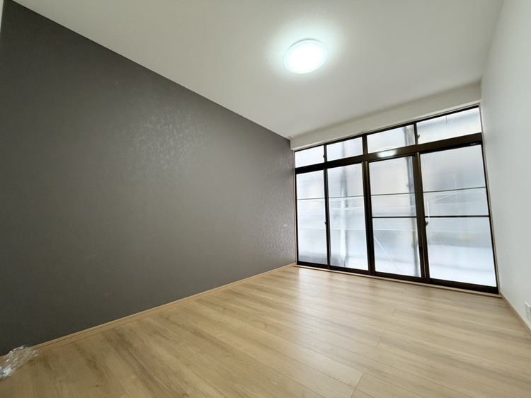 笹部4丁目　中古住宅の洋室