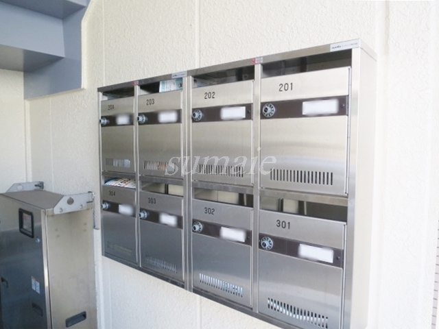 ロイヤルハイム上野のその他共用部分|メールＢＯＸです☆