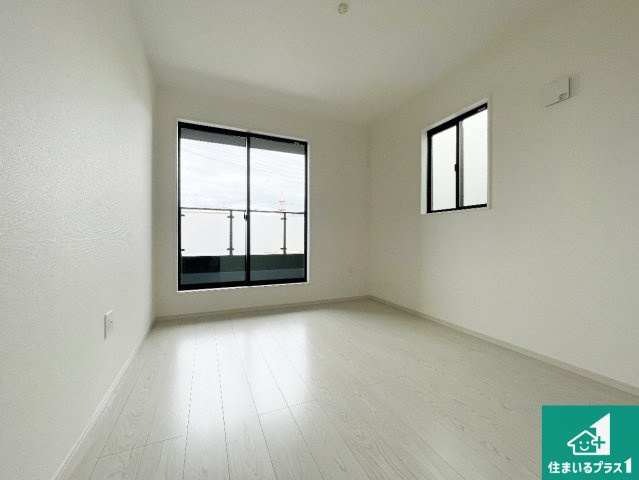 明石市日富美町　第1期　新築一戸建ての洋室|シンプルな洋室は、自分好みのインテリアが楽しめます♪ご家族とインテリアや家具を選びに行くのは新築購入時の醍醐味の一つです。ぜひお楽しみください♪