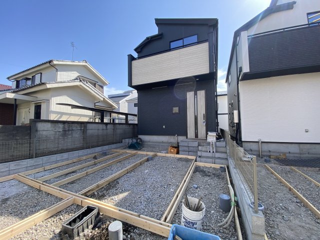 東久留米浅間町5期の前面道路含む現地写真