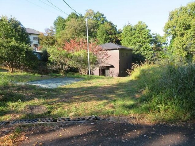 伊豆市　中伊豆ニューライフヴィレッジの前面道路含む現地写真