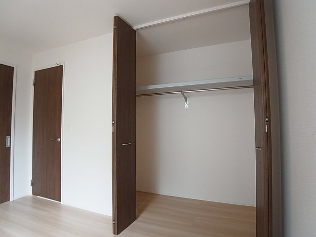 ラークヒルズの収納|各部屋に収納スペースを完備