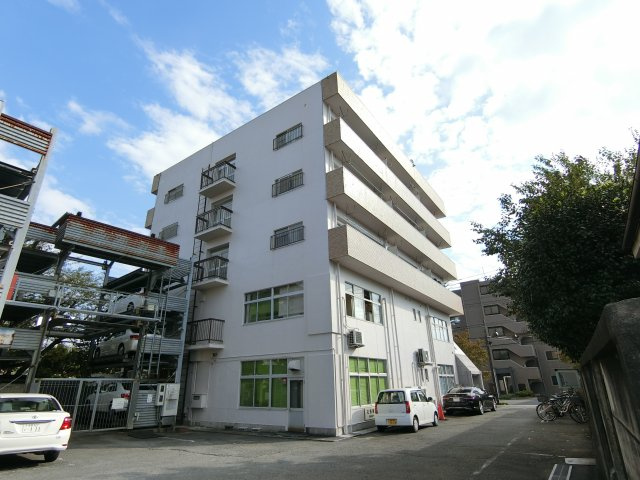 シモビルの外観