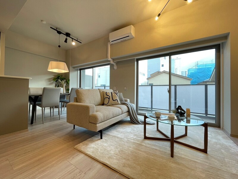 ラグゼナ浦和の居間・リビング