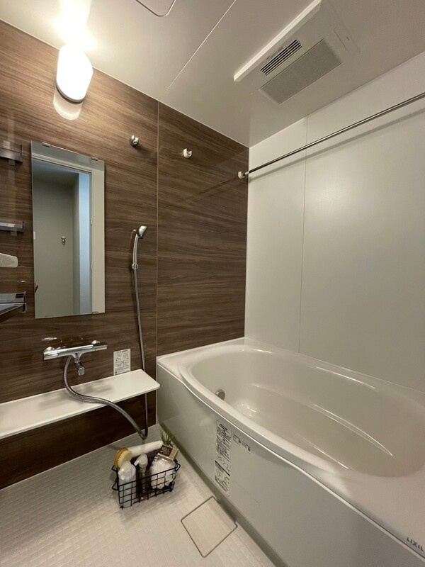 ラグゼナ浦和の浴室