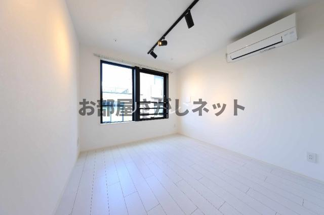 アトリオフラッツ西池袋【おとり物件なし】#学生・社会人にオススメ！初期費用分割払いOK！の居間・リビング