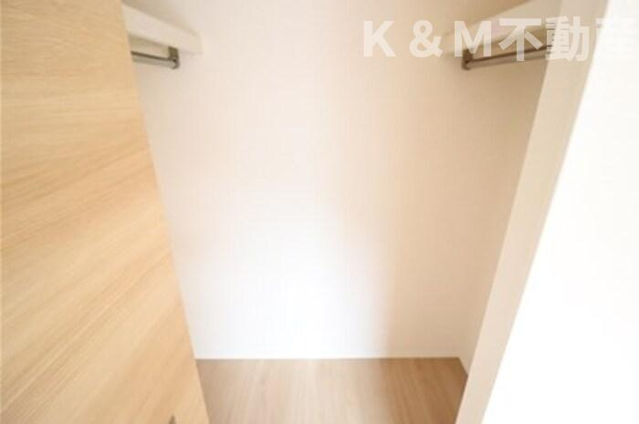 ウインドウ　ウィンドの収納|専用の収納スペースです