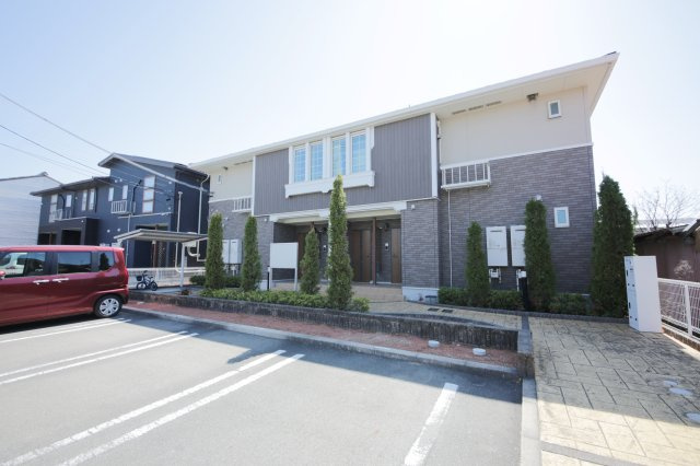 アンフィルの駐車場