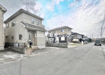 【前面道路含む現地写真】 | 加須市久下1丁目　中古一戸建