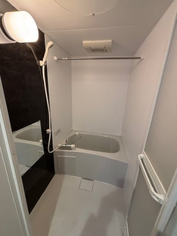 【浴室】 | HFR蘇我B棟 | ※同物件・同タイプの写真です。