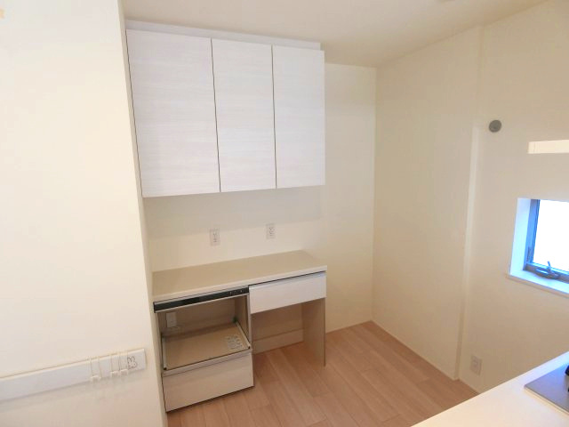 上丸子天神町戸建のキッチン