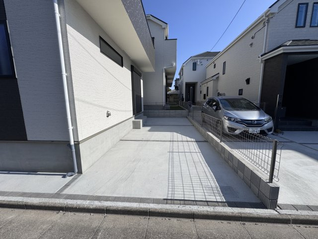 葛飾区東水元５丁目新築戸建【東水元小学校：5分】の駐車場|A号棟駐車スペース