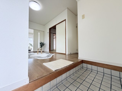 【玄関】 | コーポ高市・