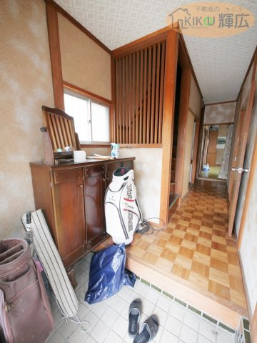【玄関】 | 明石市魚住町西岡　中古戸建