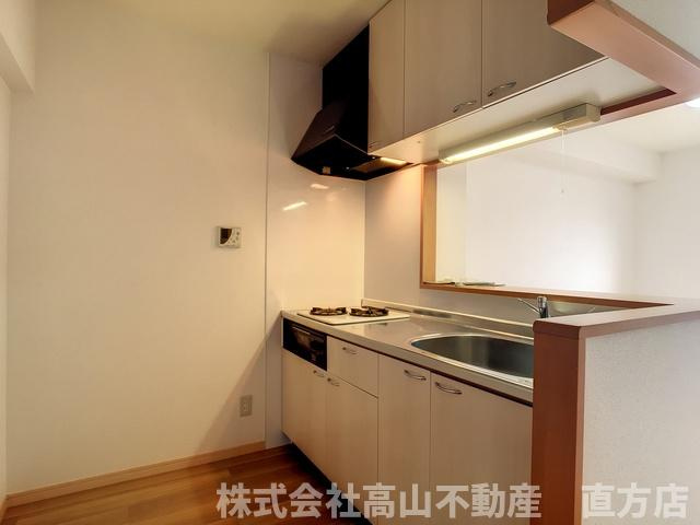 直方市大字感田の賃貸マンションのキッチン