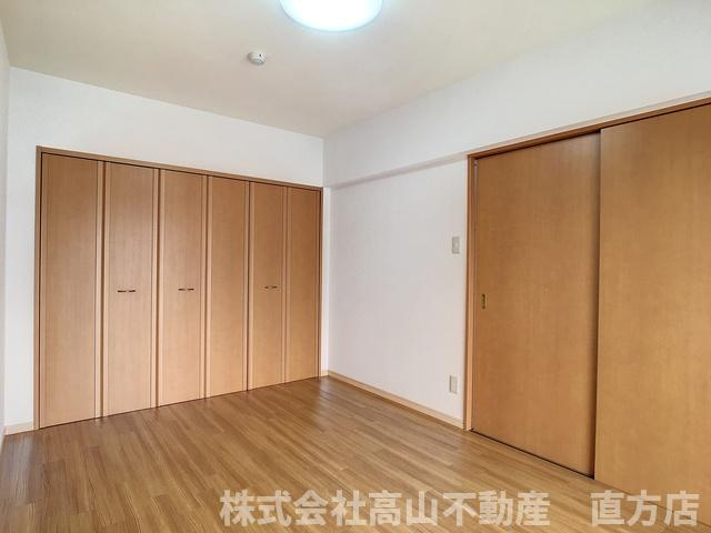 直方市大字感田の賃貸マンションの寝室