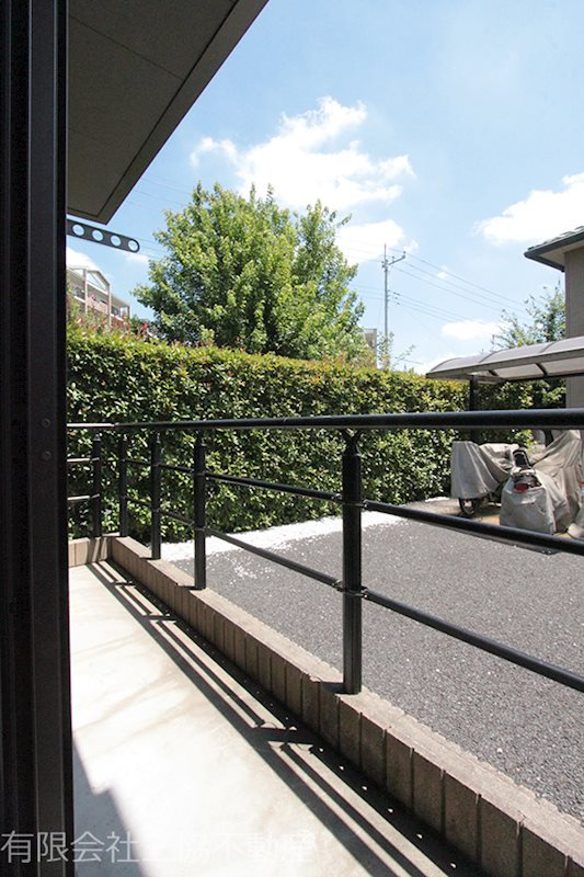 バリュージュ美杉台Aの展望|LDK～洋室二面分の広さ