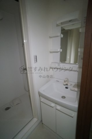 安倉南ガレージハウスの洗面所