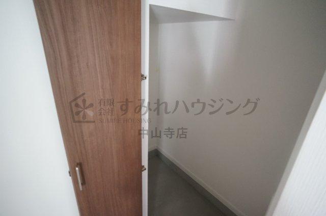 安倉南ガレージハウスの収納