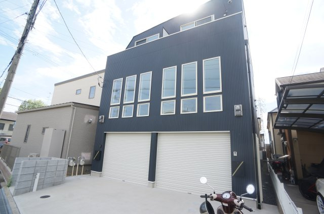 安倉南ガレージハウス
