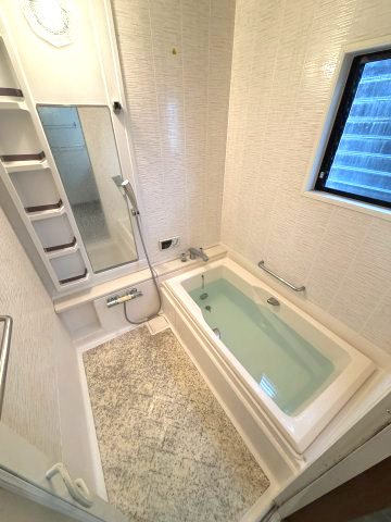 安曇野市三郷明盛　中古住宅の浴室
