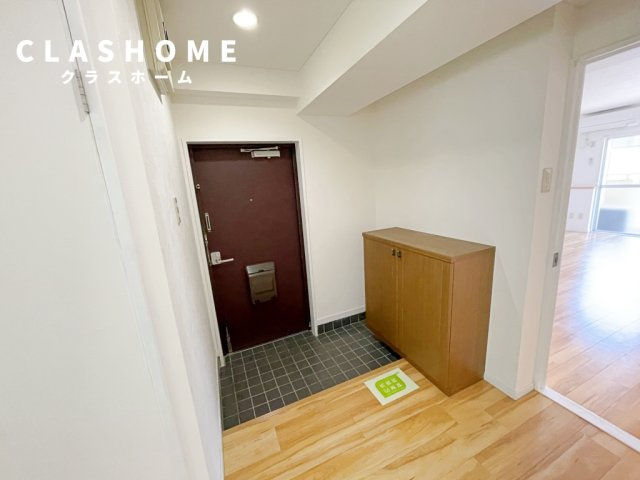 ピボットマンション生路　　刈谷市近郊の賃貸はクラスホーム刈谷店の玄関|同物件の別部屋になります。