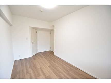 フローレンス田方ウイングテラスの洋室