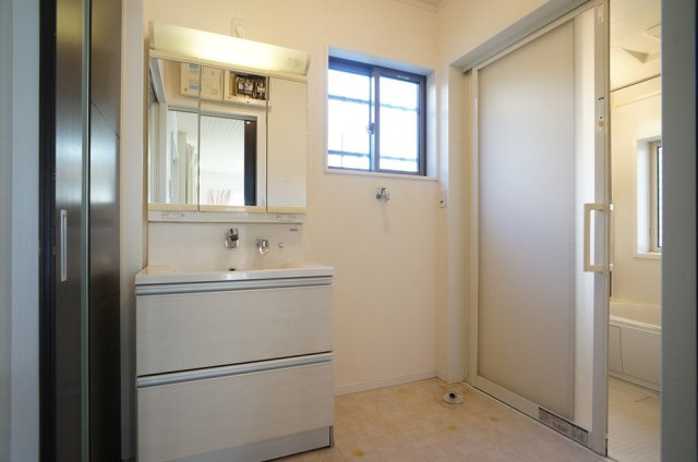 【設備】 | 内野戸中才貸家 | タイヤストッカー