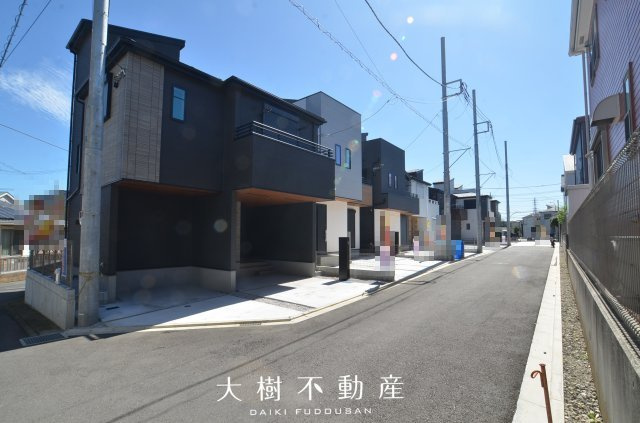 【前面道路含む現地写真】 | 綾瀬市寺尾釜田１丁目 新築戸建て 全7棟【仲介手数料無料】