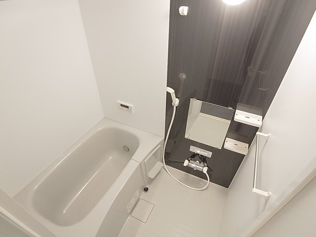 T.A海運町8丁目ⅢA棟の浴室|追炊機能、浴室乾燥付のバスルーム