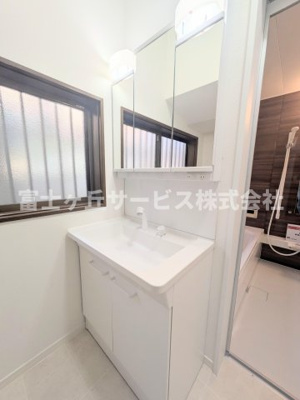 【独立洗面台】 | 磐田市見付 中古戸建て | 独立洗面台です