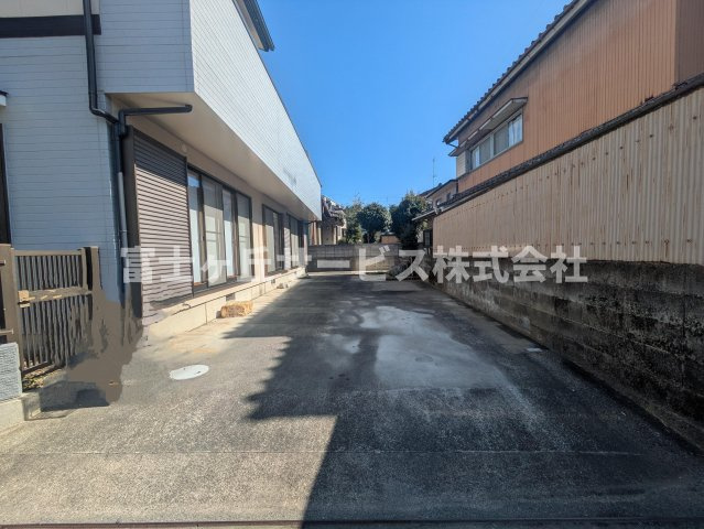 【駐車場】 | 磐田市見付 中古戸建て | ２台駐車可能です