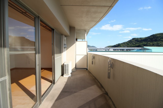 ドマーニ葛島のバルコニー|陽当たり良好なバルコニーです