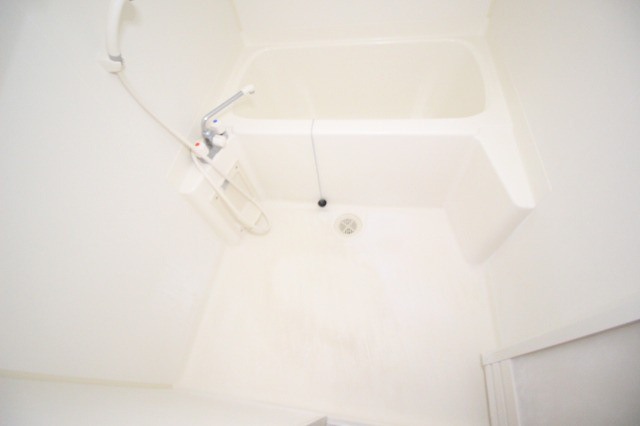 ドマーニ葛島の浴室|コンパクトで使いやすいお風呂です