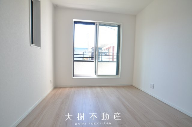 【洋室】 | 綾瀬市寺尾釜田１丁目 新築戸建て 全7棟【仲介手数料無料】 | 2階　洋室2（5.3帖）