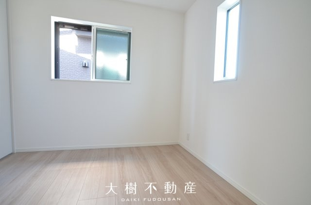 【洋室】 | 綾瀬市寺尾釜田１丁目 新築戸建て 全7棟【仲介手数料無料】 | 2階　洋室4（5.3帖）